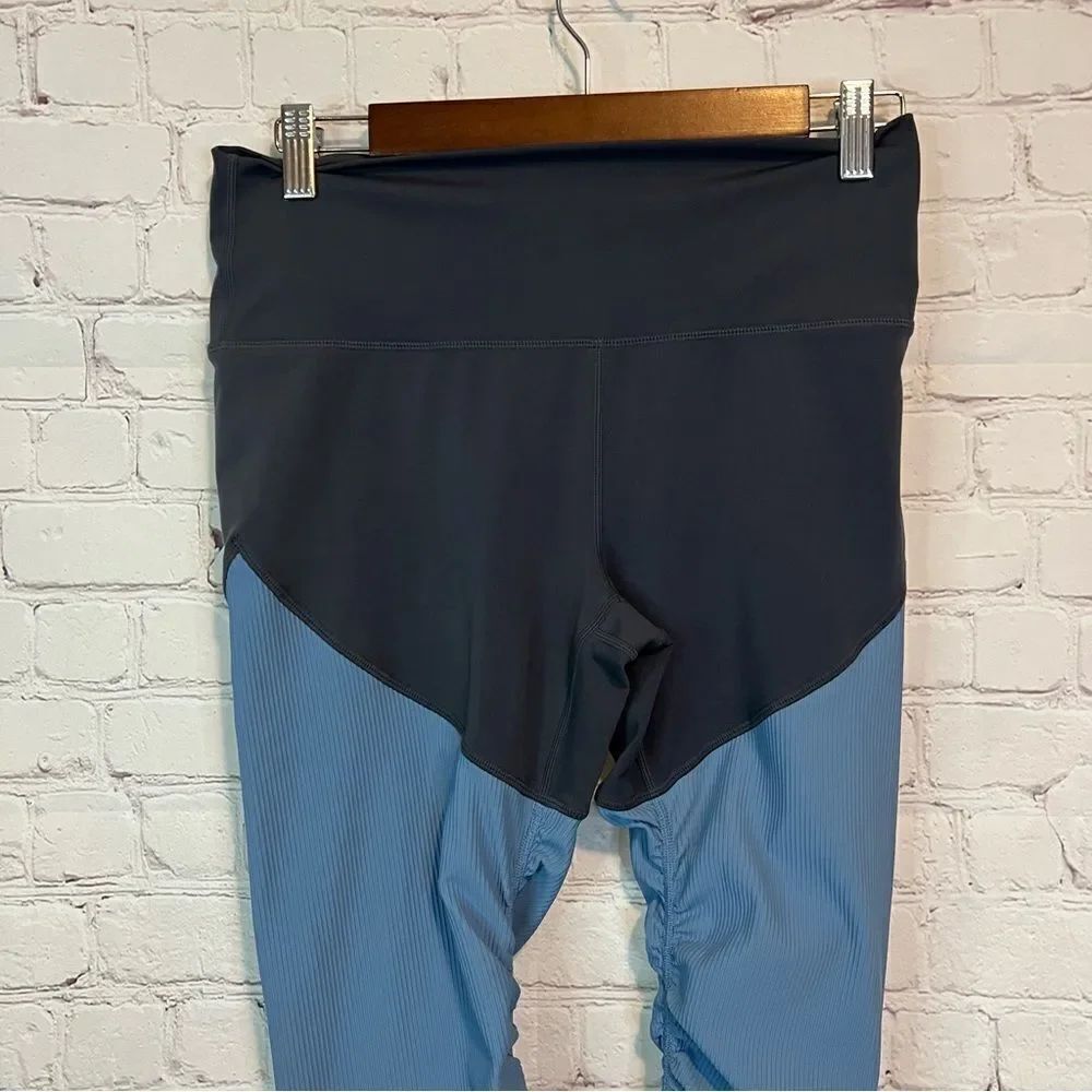 Zyia Active Storm Parallel Blue Luxe Hi rise leggings size L Large 8-10